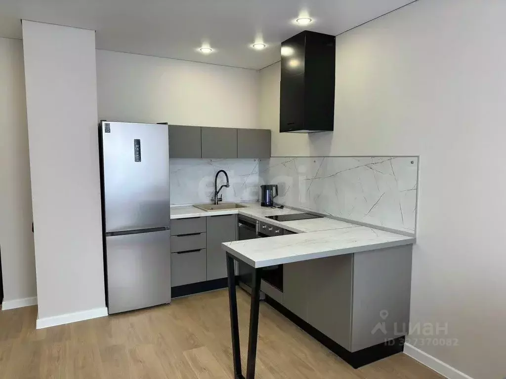 1-к кв. Тюменская область, Тюмень ул. Александра Звягина, 9 (35.2 м) - Фото 1