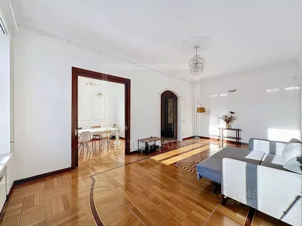 5-к кв. Москва Тверская ул., 12С8 (150.0 м) - Фото 1