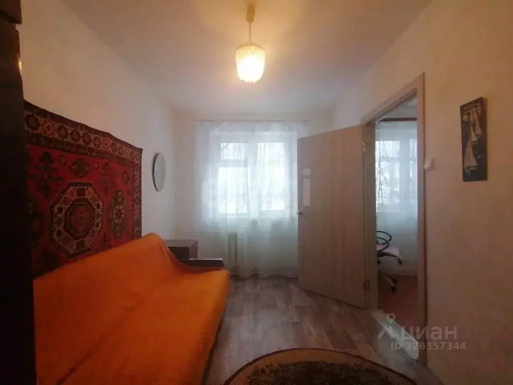 2-к кв. Московская область, Серпухов Осенняя ул., 7 (46.1 м) - Фото 2