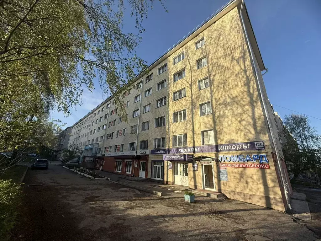 Комната 22,8 м в 4-к., 2/5 эт. - Фото 0