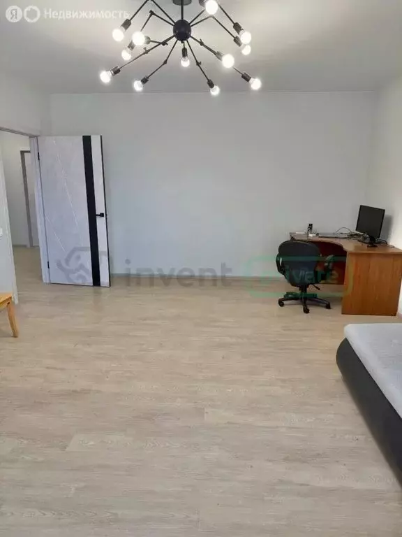 3-комнатная квартира: Калининград, улица Александра Невского, 192к2 ... - Фото 2