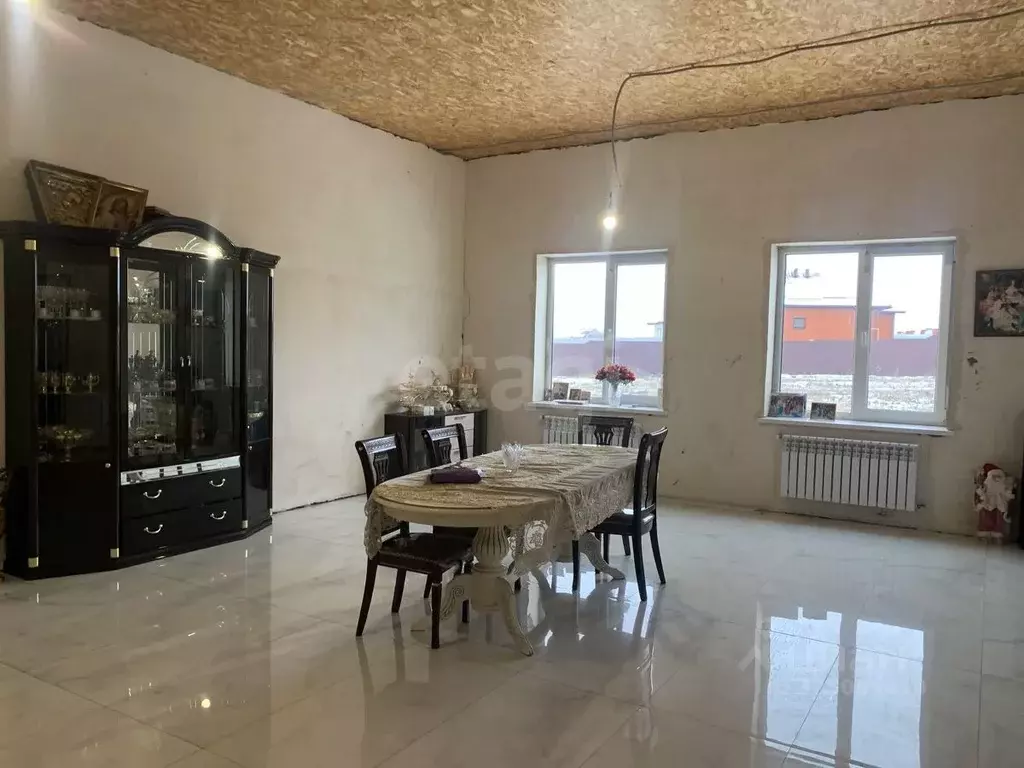 Дом в Белгородская область, Белгородский район, Пушкарское с/пос, с. ... - Фото 1