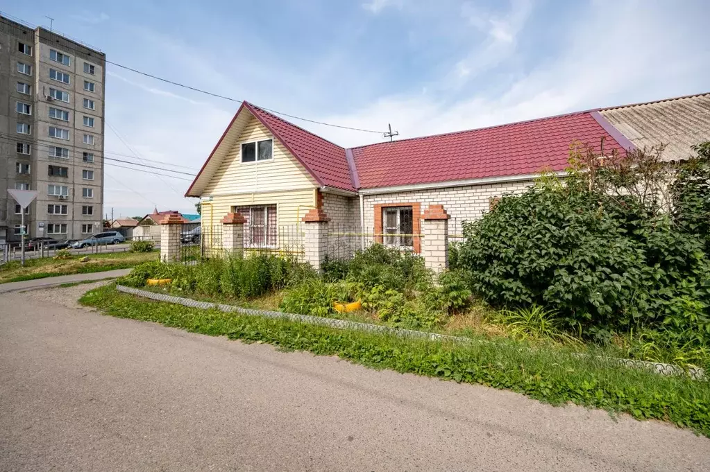 Дом в Алтайский край, Барнаул Клеверный проезд, 20/2 (90 м) - Фото 1