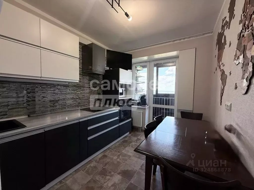 3-к кв. Татарстан, Набережные Челны пос. ГЭС, наб. Комсомольская, 6 ... - Фото 1