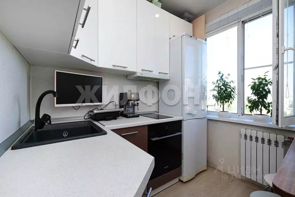 1-к кв. Новосибирская область, Новосибирск Гусинобродское ш., 29 (29.3 ... - Фото 0