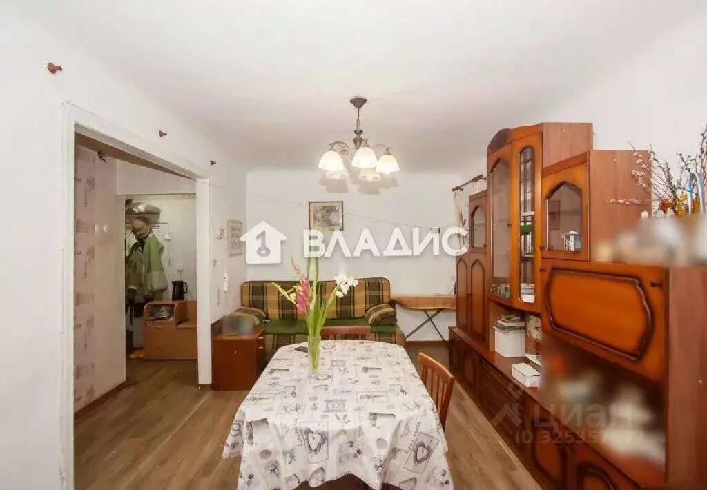 3-к кв. Бурятия, Улан-Удэ Геологическая ул., 30 (52.7 м) - Фото 1