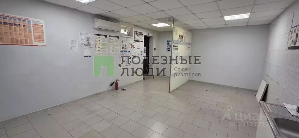 Помещение свободного назначения в Краснодарский край, Геленджик ул. ... - Фото 1