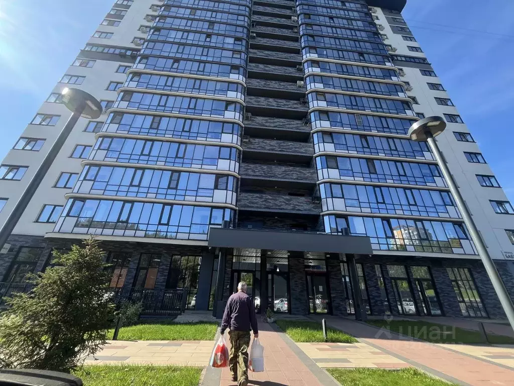 1-к кв. Удмуртия, Ижевск проезд Бабушкина, 108 (37.0 м) - Фото 1