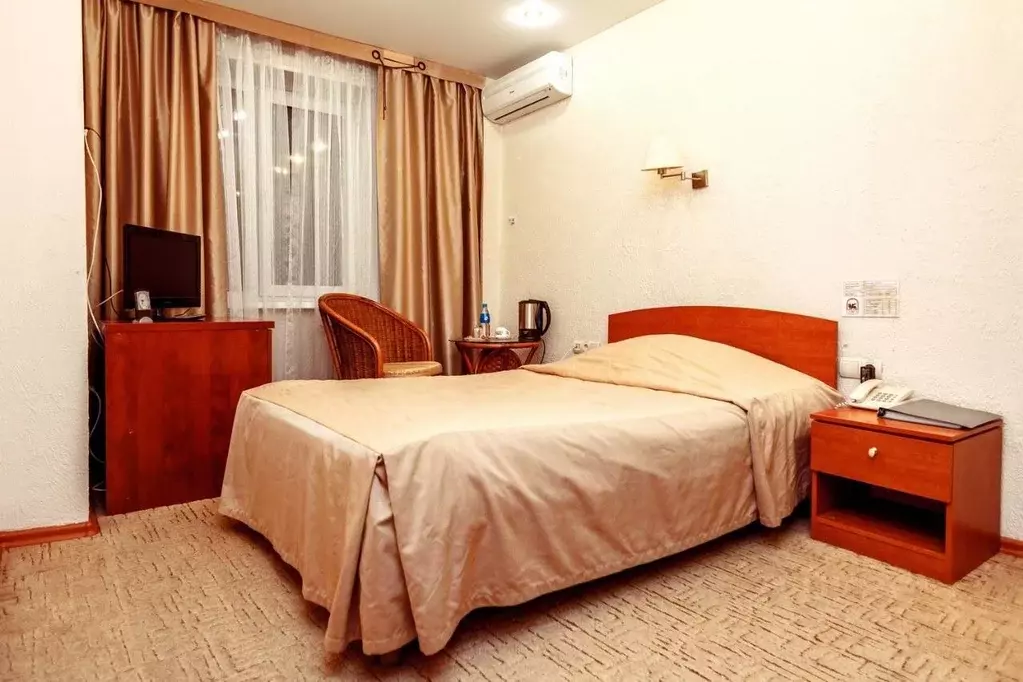 Комната Приморский край, Владивосток ул. Четвертая, 11 (21.0 м) - Фото 1