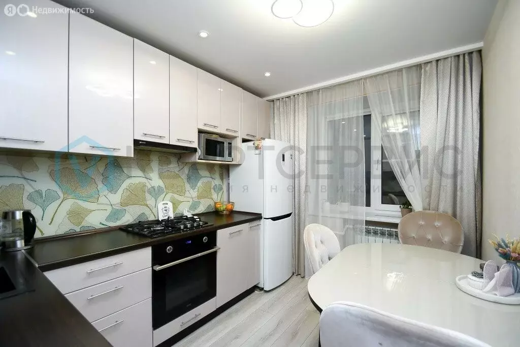 4-комнатная квартира: Омск, проспект Карла Маркса, 36к1 (83.6 м) - Фото 1