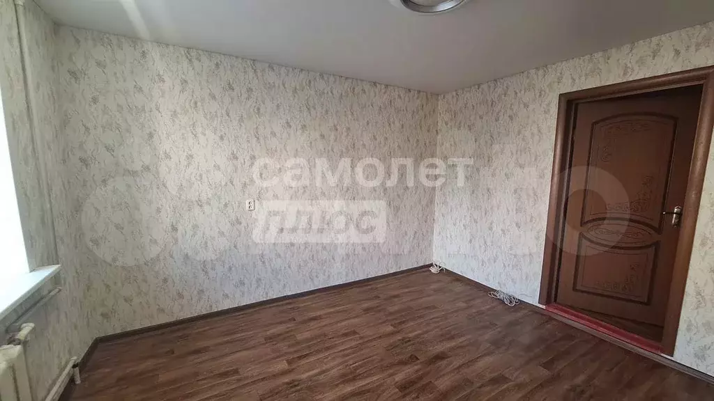 Комната 13,5 м в 8-к., 3/9 эт. - Фото 1