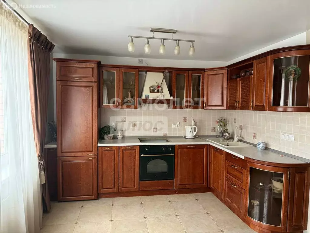 3-комнатная квартира: Ижевск, улица Холмогорова, 67 (94.1 м) - Фото 0