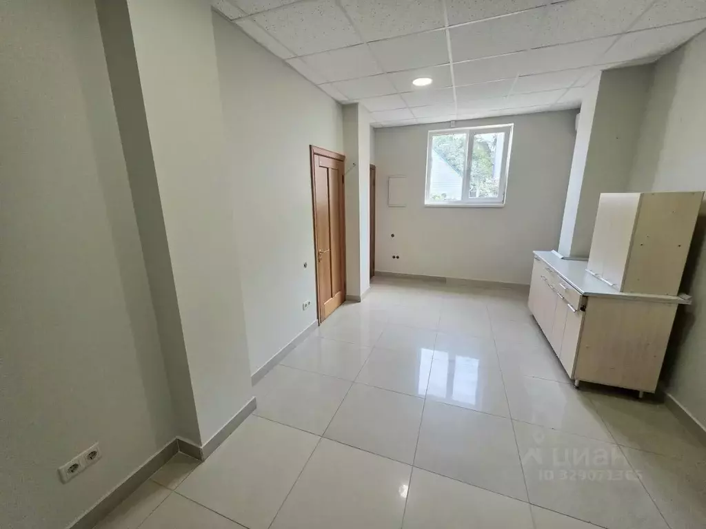 Офис в Краснодарский край, Сочи Пластунская ул., 39 (20 м) - Фото 2