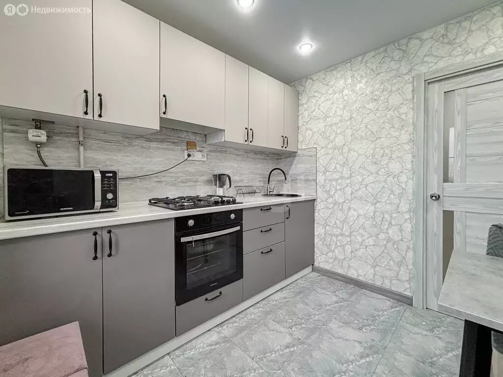 2-комнатная квартира: деревня Тямша, Октябрьская улица, 11 (52.9 м) - Фото 2