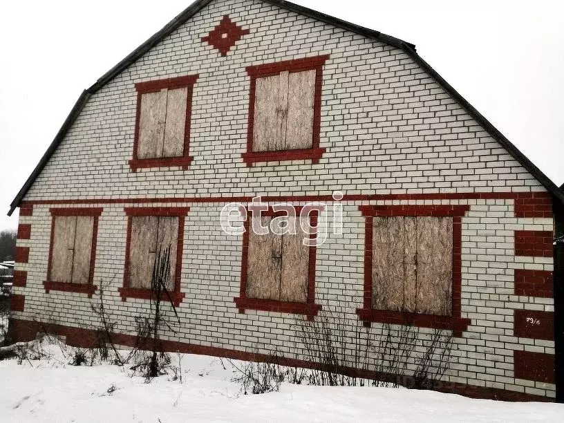 Дом в Белгородская область, Валуйский городской округ, Уразово рп ул. ... - Фото 1