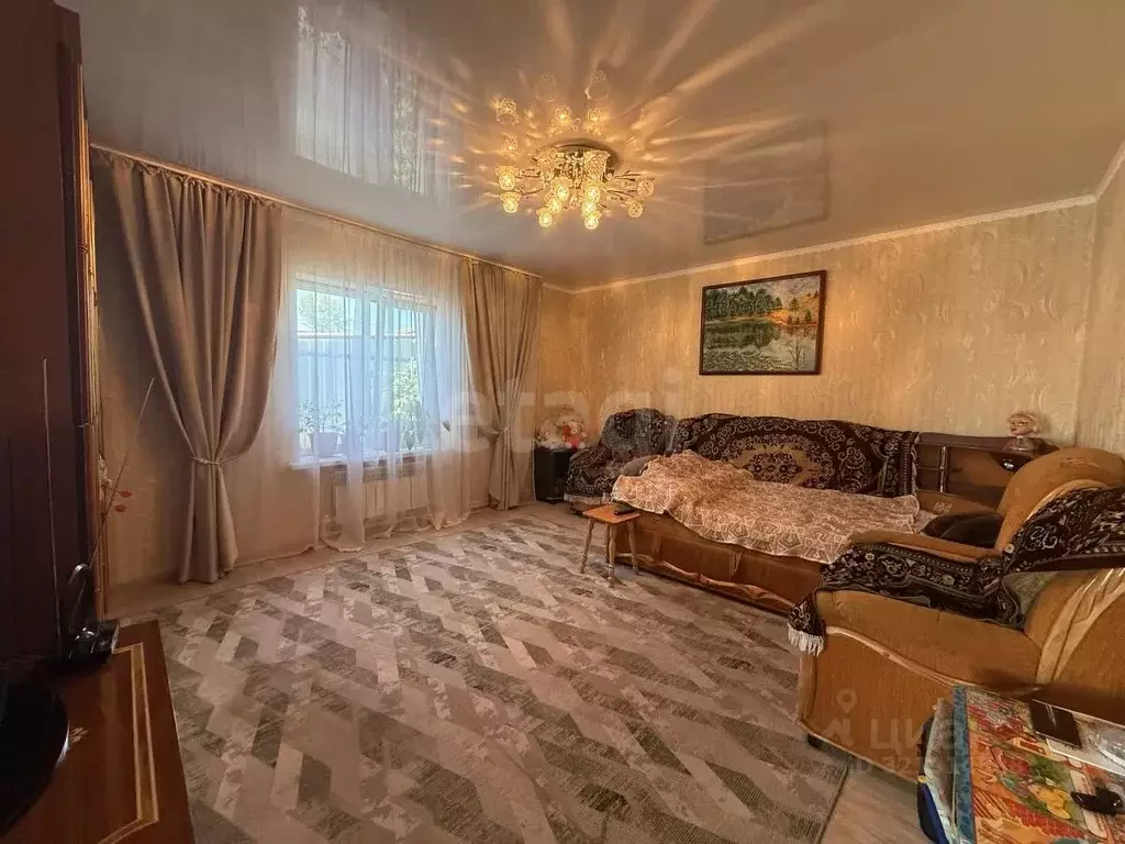 Дом в Ульяновская область, Ульяновск пер. 4-й Омский, 8 (161 м) - Фото 1