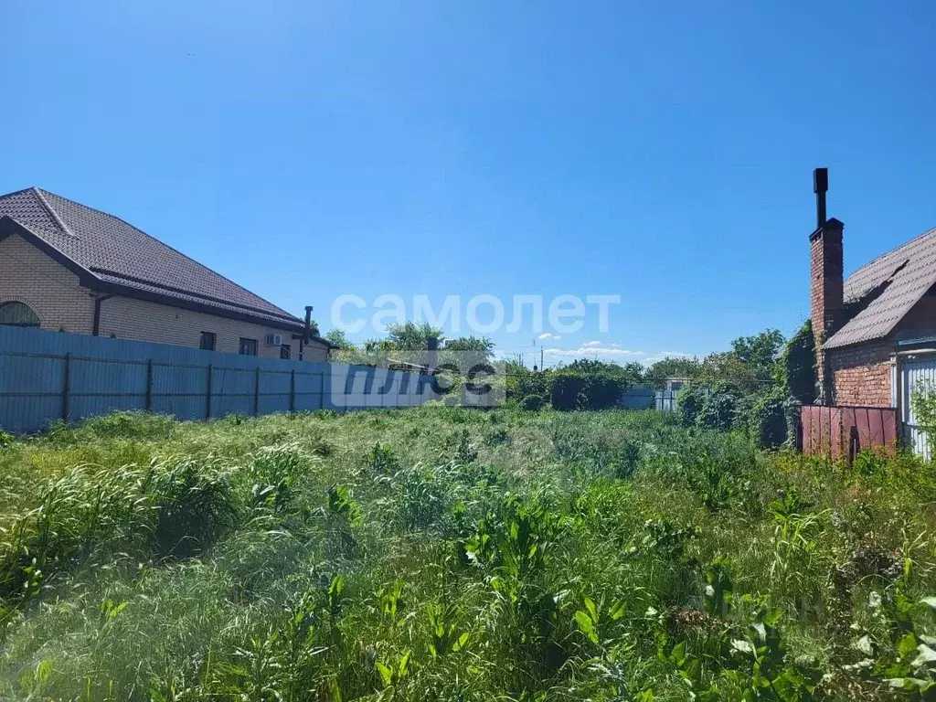 Участок в Краснодарский край, Абинск Комсомольский просп. (4.2 сот.) - Фото 1