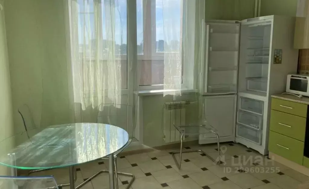 2-к кв. Владимирская область, Владимир ул. Семашко, 8 (90.0 м) - Фото 0