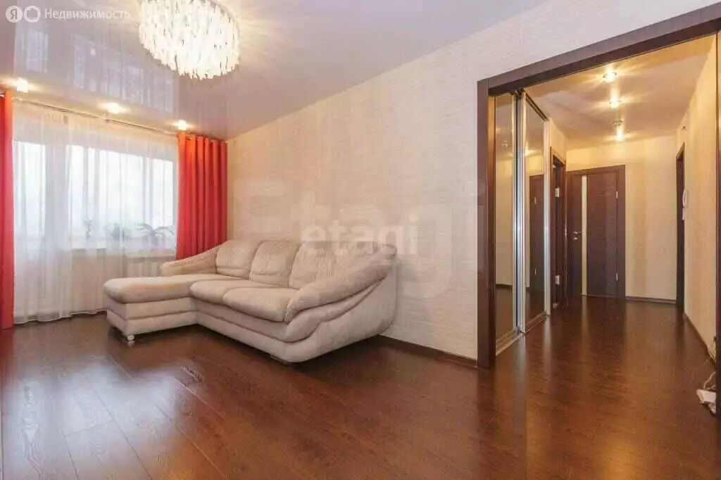 3-комнатная квартира: Новосибирск, Ленинградская улица, 182 (63 м) - Фото 1