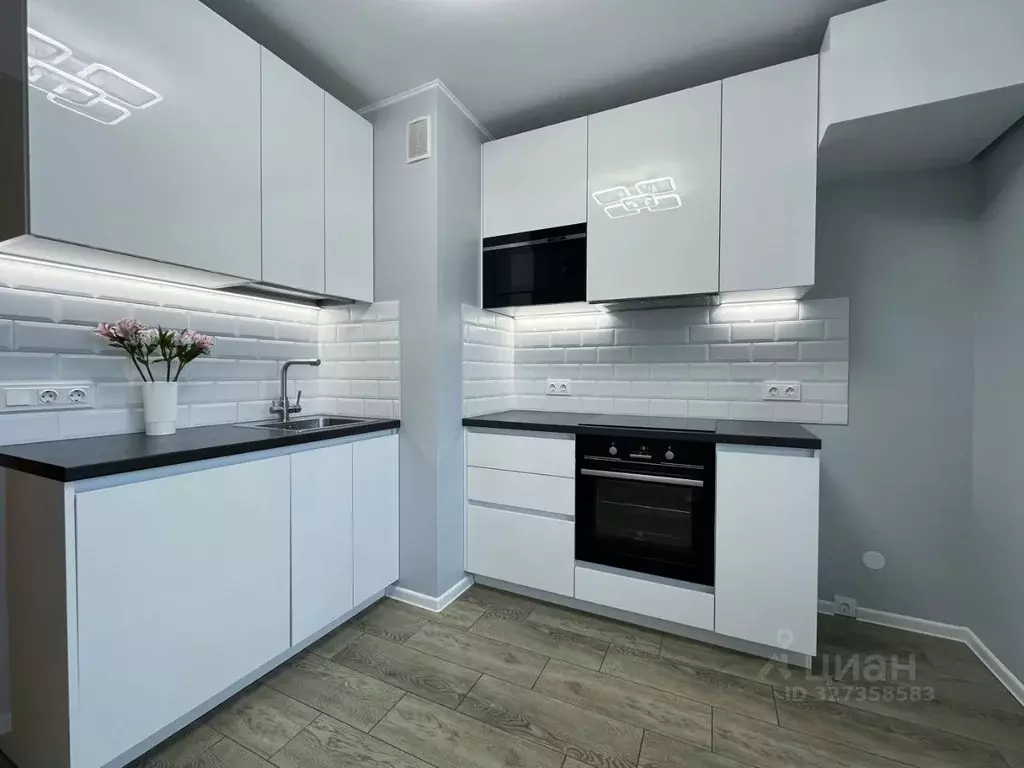 2-к кв. Санкт-Петербург пос. Парголово, проезд Толубеевский, 14к1 ... - Фото 1