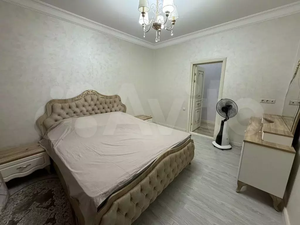 2-к. квартира, 70 м, 7/7 эт. - Фото 1