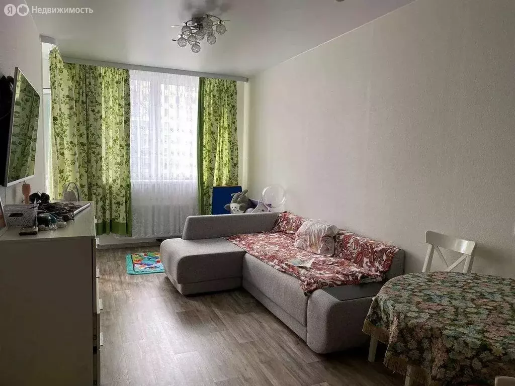2-комнатная квартира: Тюмень, улица Газовиков, 73 (65.7 м) - Фото 1