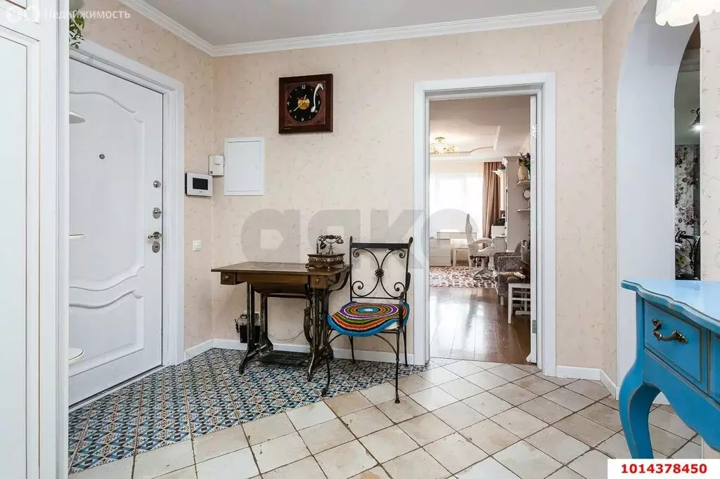 3-комнатная квартира: посёлок Лорис, Садовая улица, 32 (86 м) - Фото 0