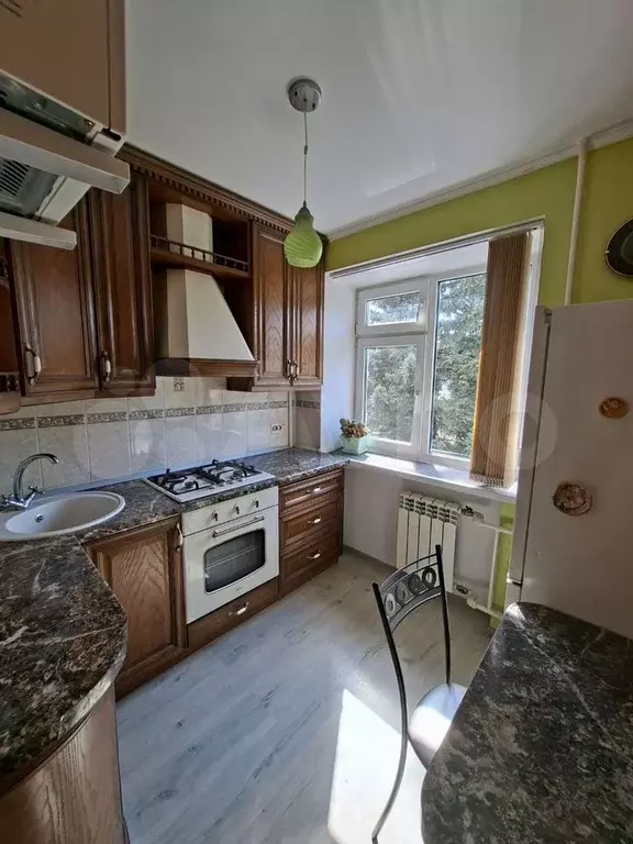4-к. квартира, 65 м, 3/5 эт. - Фото 0