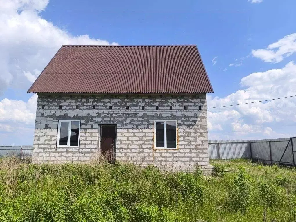 Дом в Брянская область, Брянский район, Отрадненское с/пос, с. ... - Фото 1