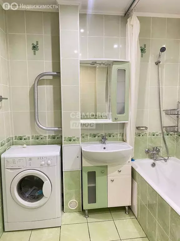 1-комнатная квартира: Омск, улица 6-я Линия, 180 (44.8 м) - Фото 1