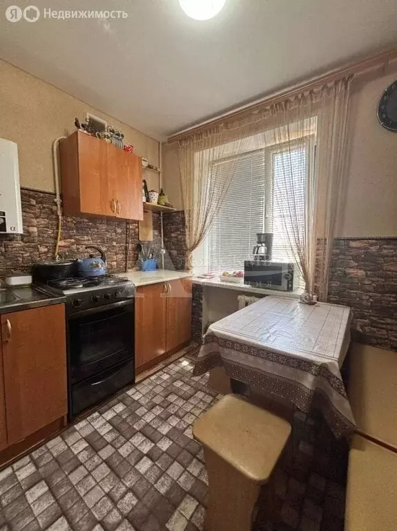 3-комнатная квартира: Зеленокумск, Советская улица, 5 (58 м) - Фото 1