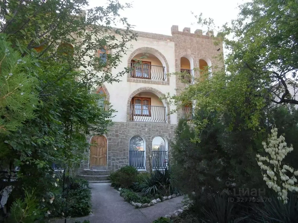 Дом в Крым, Судак ул. Можжевеловая (199 м) - Фото 1