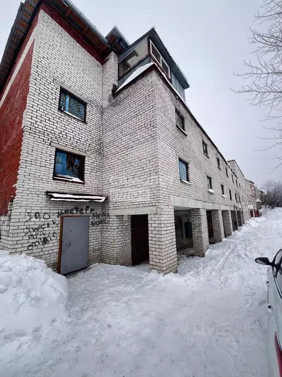 Гараж в Пермский край, Березники Комсомольская ул., 6 (3 м) - Фото 0