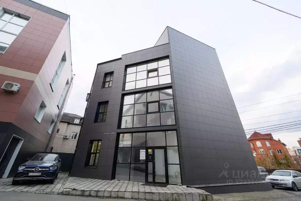 Помещение свободного назначения в Челябинская область, Челябинск ул. ... - Фото 1