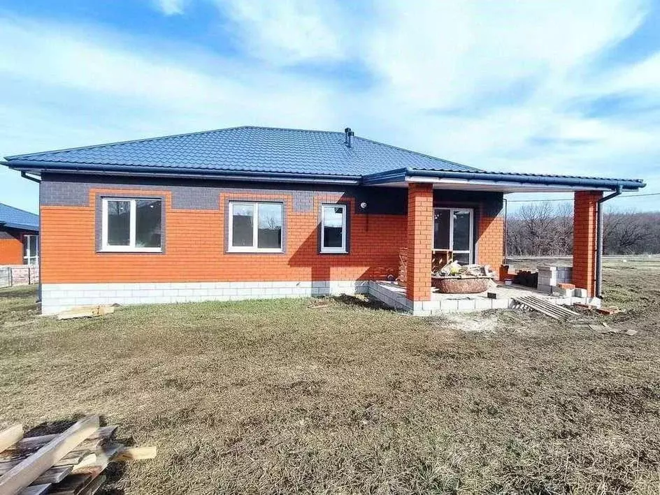 Дом в Белгородская область, Белгородский район, Ериковское с/пос, с. ... - Фото 2