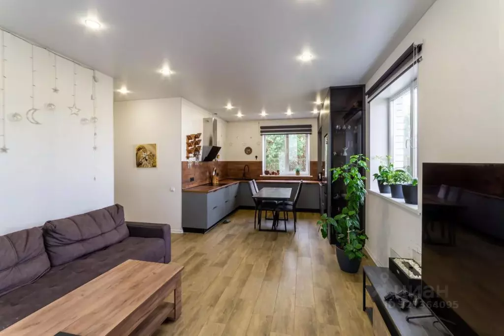 Дом в Свердловская область, Екатеринбург Аэродром ДНП,  (92 м) - Фото 1