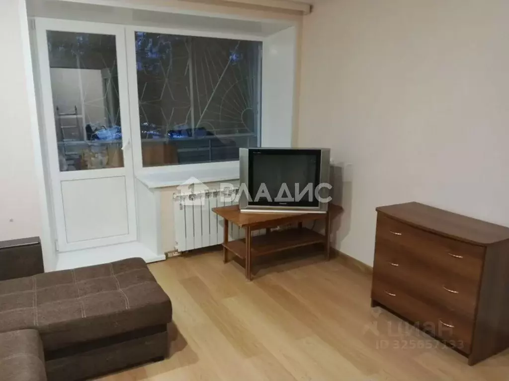 1-к кв. Бурятия, Улан-Удэ ул. Шумяцкого, 10 (31.8 м) - Фото 1