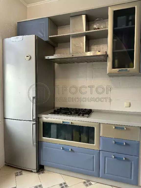 Продается 3-комнатная квартира - Фото 1