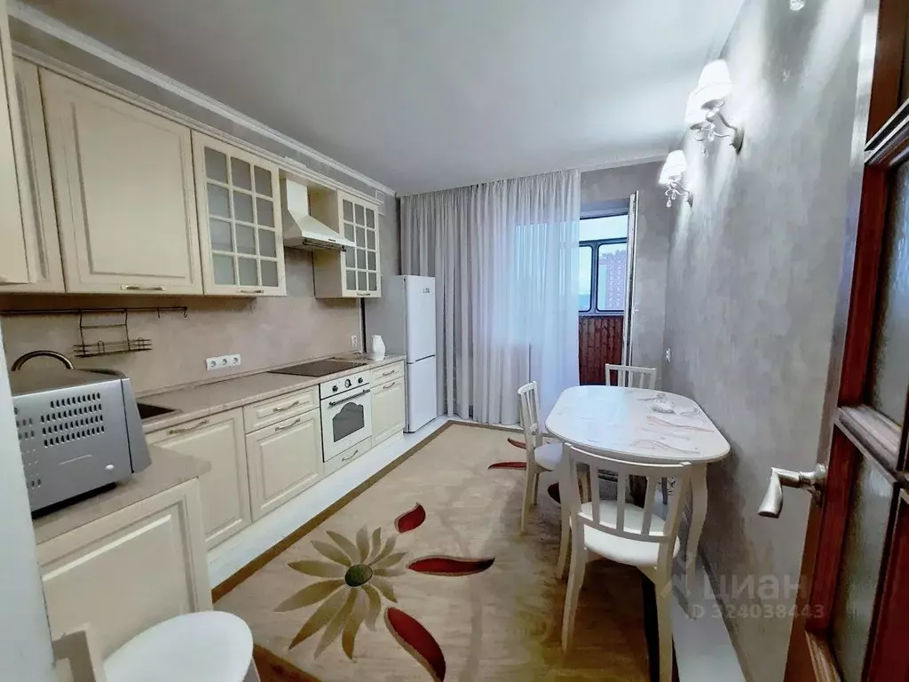 3-к кв. Белгородская область, Белгород ул. Белгородского полка, 67 ... - Фото 1