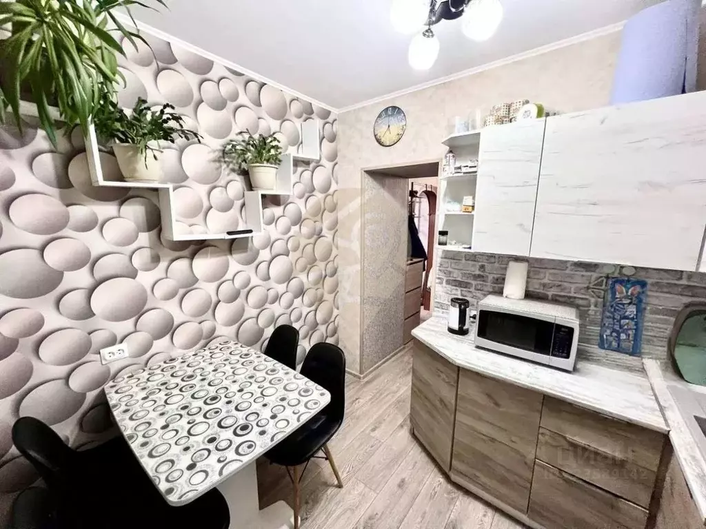 1-к кв. Белгородская область, Старый Оскол ул. Свердлова, 26 (30.5 м) - Фото 2