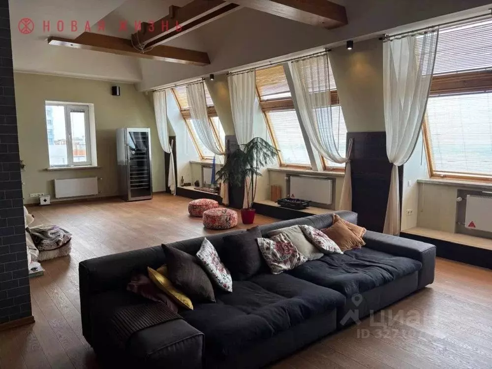 5-к кв. Самарская область, Самара Молодогвардейская ул., 180 (245.5 м) - Фото 1