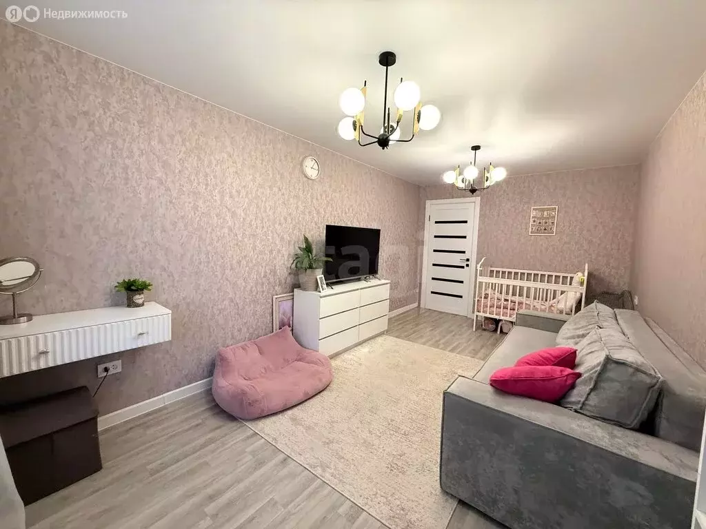 2-комнатная квартира: Симферополь, Железнодорожная улица, 3 (47.7 м) - Фото 1