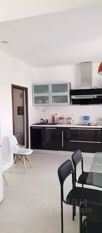 3-к кв. Самарская область, Самара Ленинская ул., 166 (100.0 м) - Фото 2