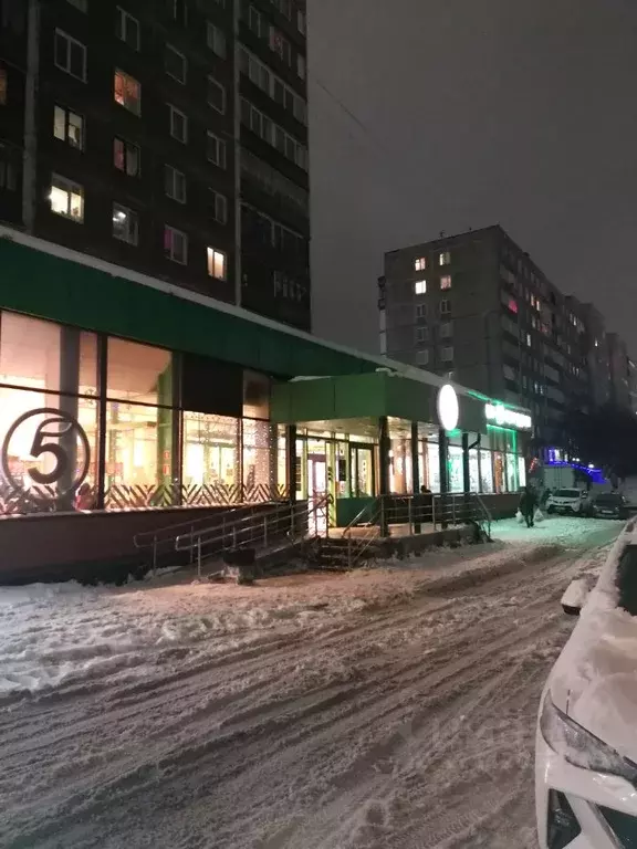 2-к кв. Мурманская область, Мурманск Кольский просп., 84 (58.4 м) - Фото 1