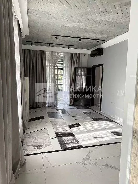 Продается 2-комнатная квартира - Фото 1