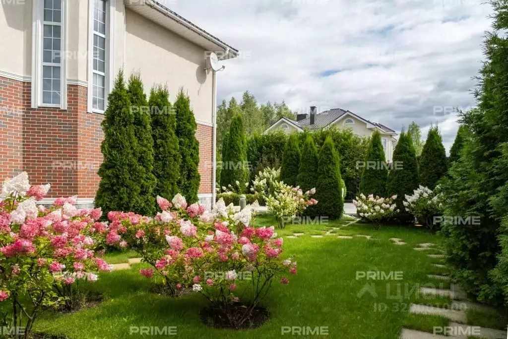 Коттедж в Московская область, Наро-Фоминский городской округ, д. ... - Фото 2