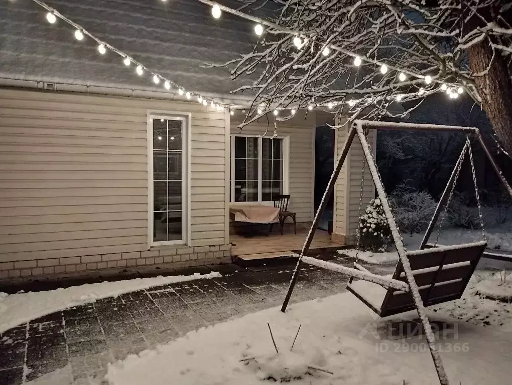 Дом в Смоленская область, Смоленск ул. Зои Космодемьянской, 44 (80 м) - Фото 0