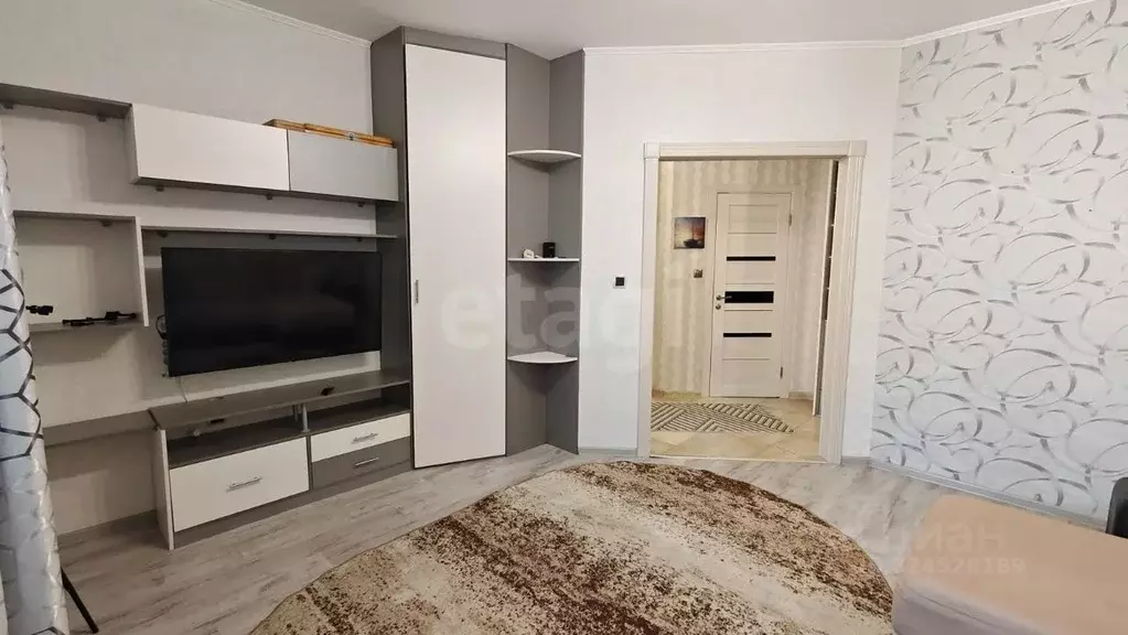 2-к кв. Тюменская область, Тюмень ул. Станислава Карнацевича, 5 (54.0 ... - Фото 1