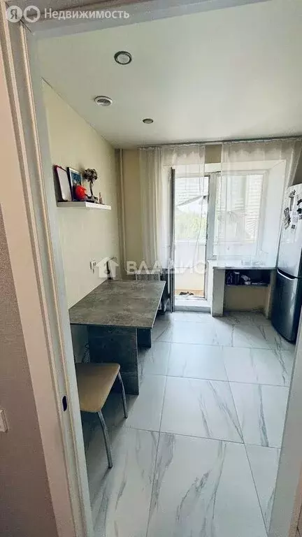 3-комнатная квартира: Волгоград, улица Калинина, 19 (56.6 м) - Фото 1