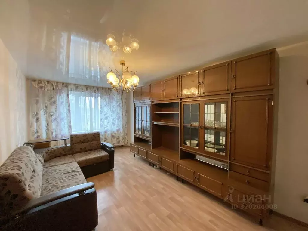 3-к кв. Кировская область, Киров ул. Чапаева, 36 (62.7 м) - Фото 0